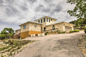 Ladera Wimberley Estate on 13 Acres with Hot Tub